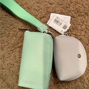 NWT Lululemon dual pouch/wallet
